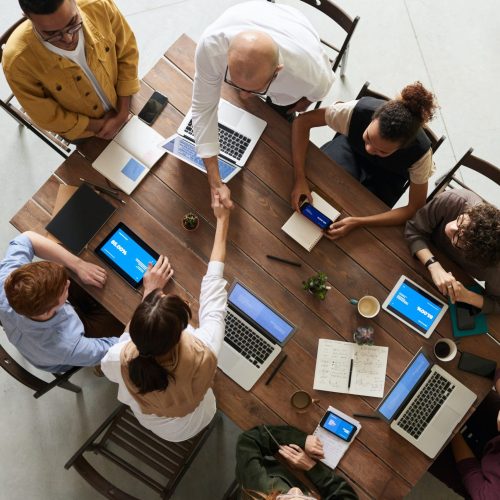 pexels-fauxels-3183197