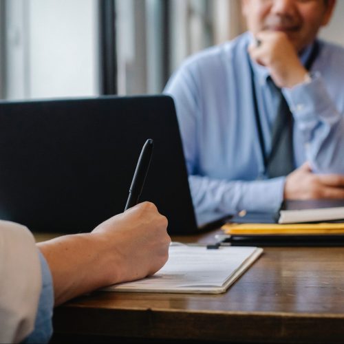 pexels-sora-shimazaki-5668858